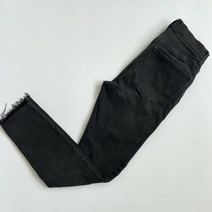 MADEWELL faded black 9” mid-rise skinny jean size 27